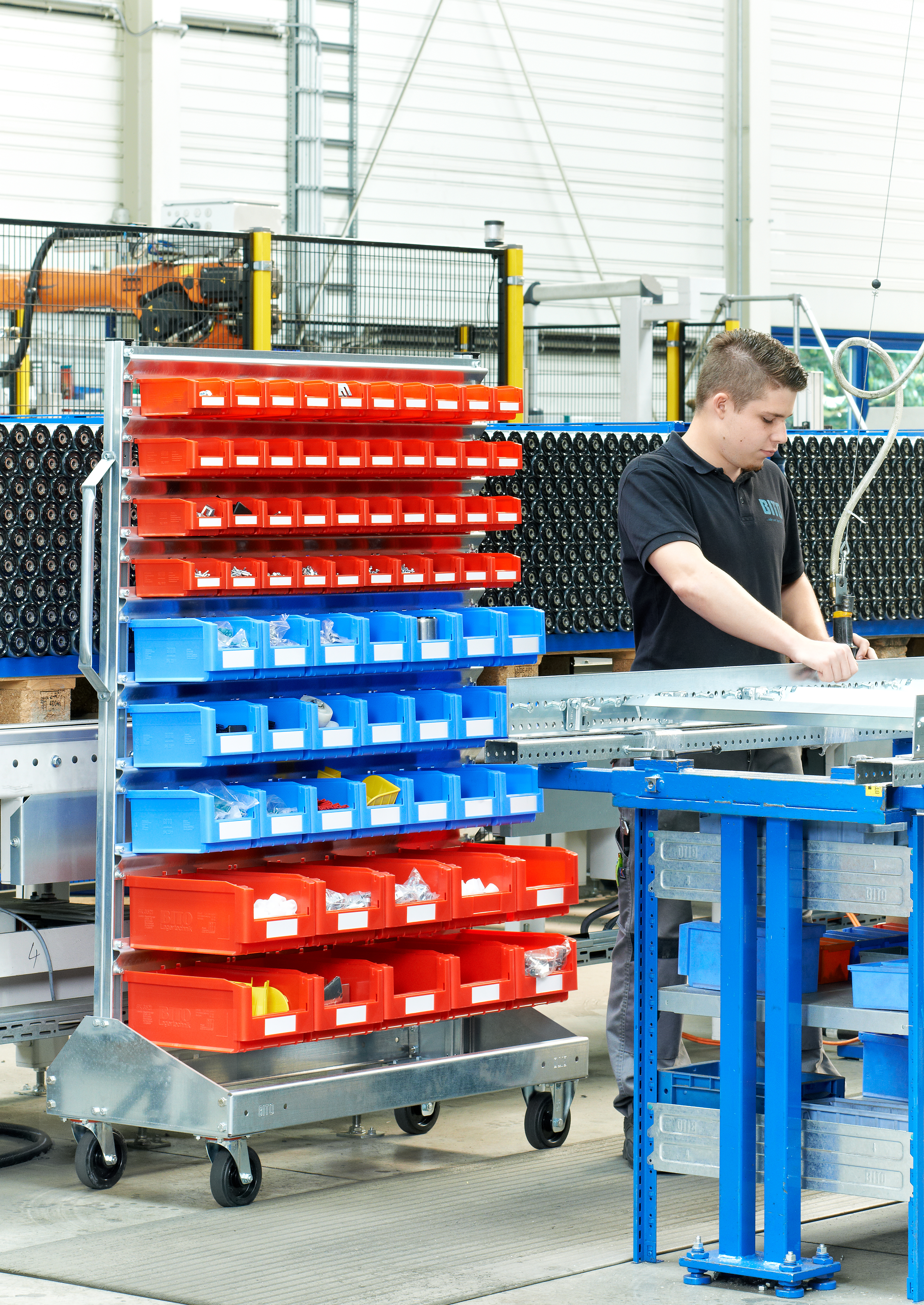 Racks mobiles, utilisation simple face, galvanisé, bleu, rouge, IMG_277313