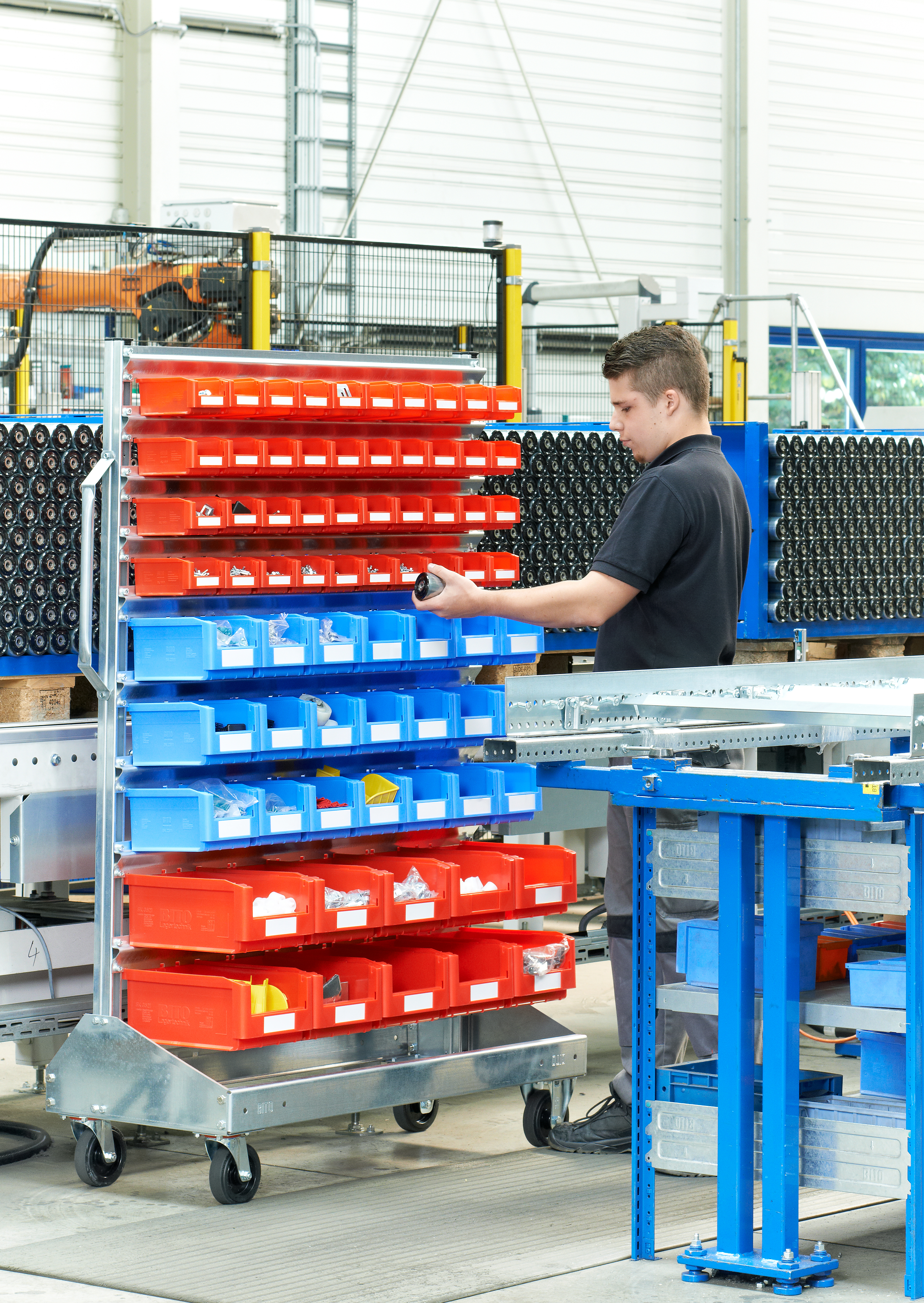 Racks mobiles, utilisation simple face, galvanisé, bleu, rouge, IMG_277314